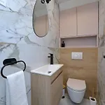 Ante * بيبينيا