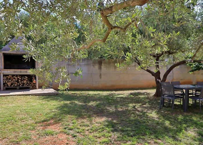 Ante Apartamento Bibinje