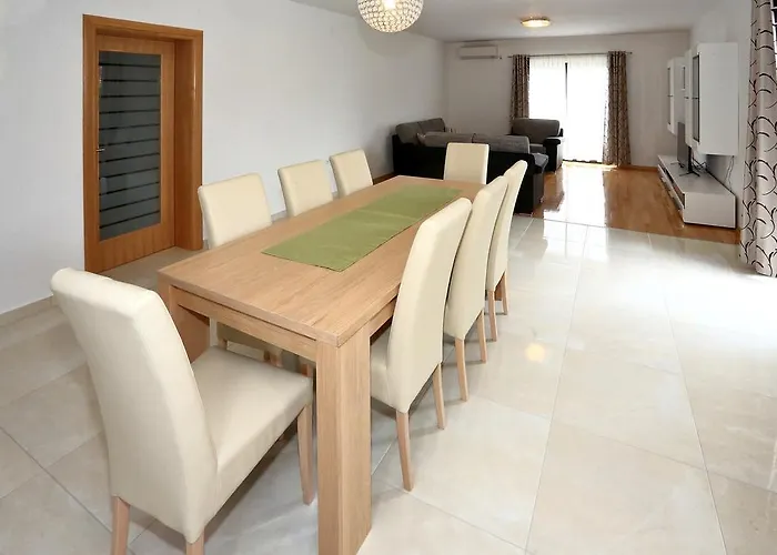 Ante Apartamento Bibinje