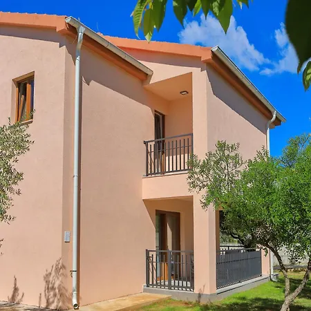 Ante Apartamento *