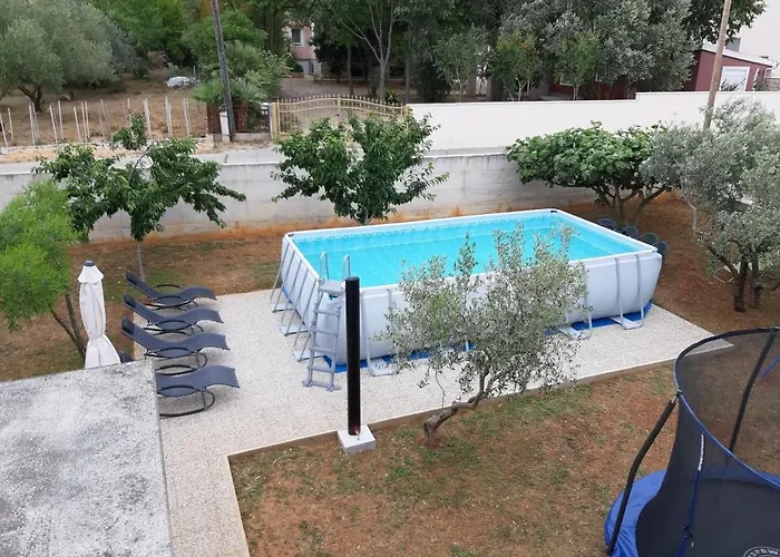 Ante Διαμέρισμα *